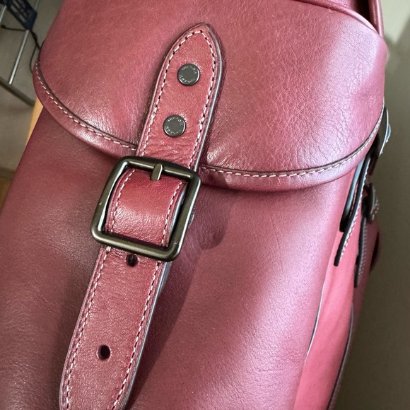 🥰 Coach Hitch Backpack Wine - Picture 9 of 14
